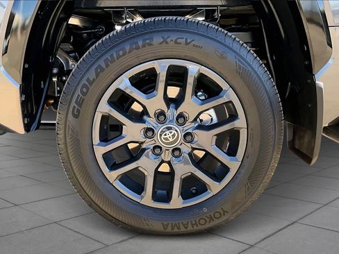 Used 2025 Toyota Tundra Platinum image 10