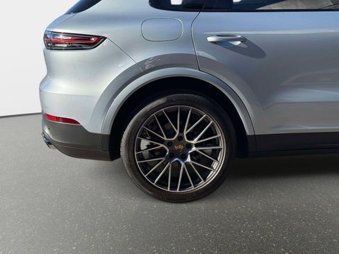 Used 2021 Porsche Cayenne S AWD/4WD image 18