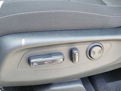 Certified 2025 Honda CR-V EX image 21