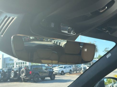 Used 2018 Volvo XC90 T8 Inscription w/ Luxury Package image 33