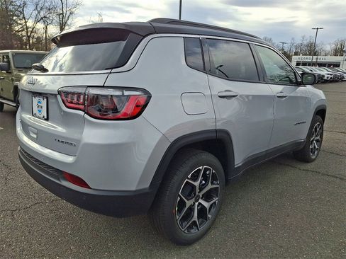 New 2026 Jeep Compass Limited image 3