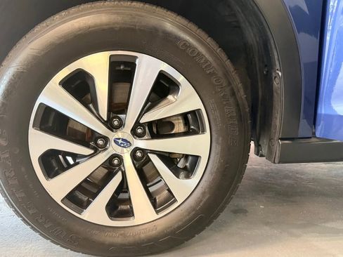 Used 2021 Subaru Outback Premium image 28