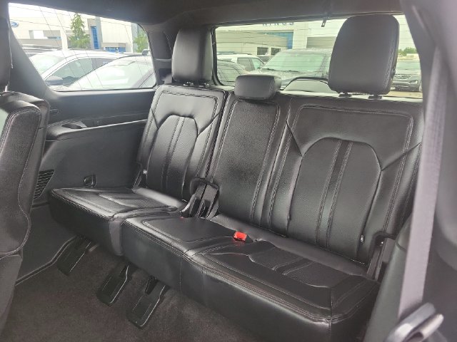 Used 2021 Ford Expedition XLT AWD/4WD image 10