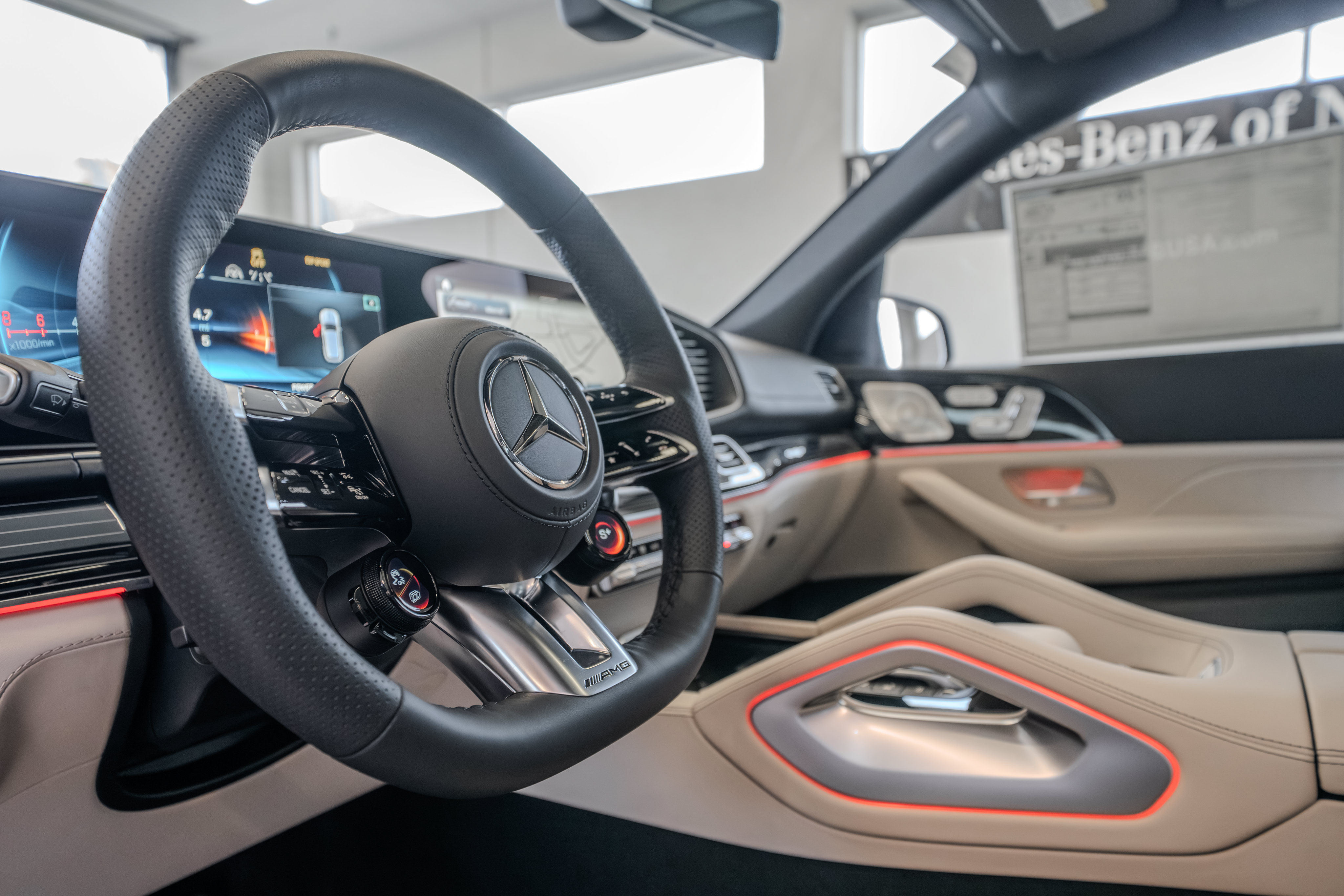 Used 2026 Mercedes-Benz GLE 53 AMG 4MATIC image 7