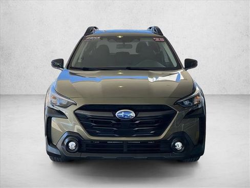 Used 2025 Subaru Outback Premium image 7