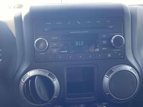 Used 2017 Jeep Wrangler Unlimited Sport w/ Connectivity Group image 20