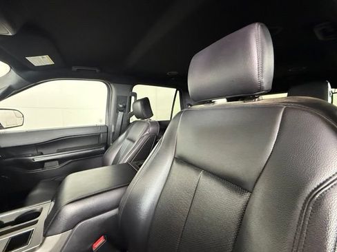 Used 2019 Ford Expedition XLT w/ Equipment Group 201A RWD image 5
