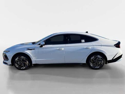 New 2026 Hyundai Sonata SEL FWD image 2