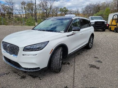 Used 2020 Lincoln Corsair AWD w/ Premium Package image 7