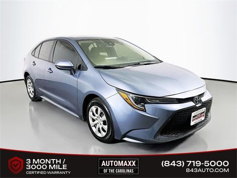 Used 2022 Toyota Corolla LE image 1