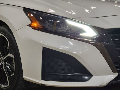 Used 2023 Nissan Altima 2.5 SR image 13