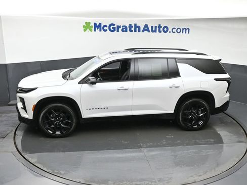 Certified 2024 Chevrolet Traverse RS w/ LPO, Floor Liner Package image 21