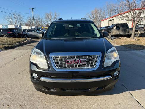 Used 2009 GMC Acadia SLE FWD image 2