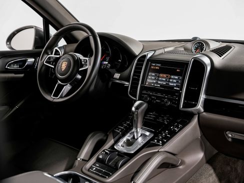 Used 2015 Porsche Cayenne Diesel image 26