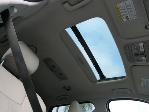 Used 2020 Kia Telluride EX w/ EX Premium Package image 32