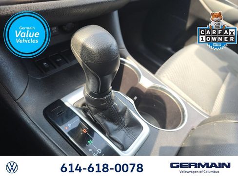 Used 2019 Toyota Highlander LE FWD image 24
