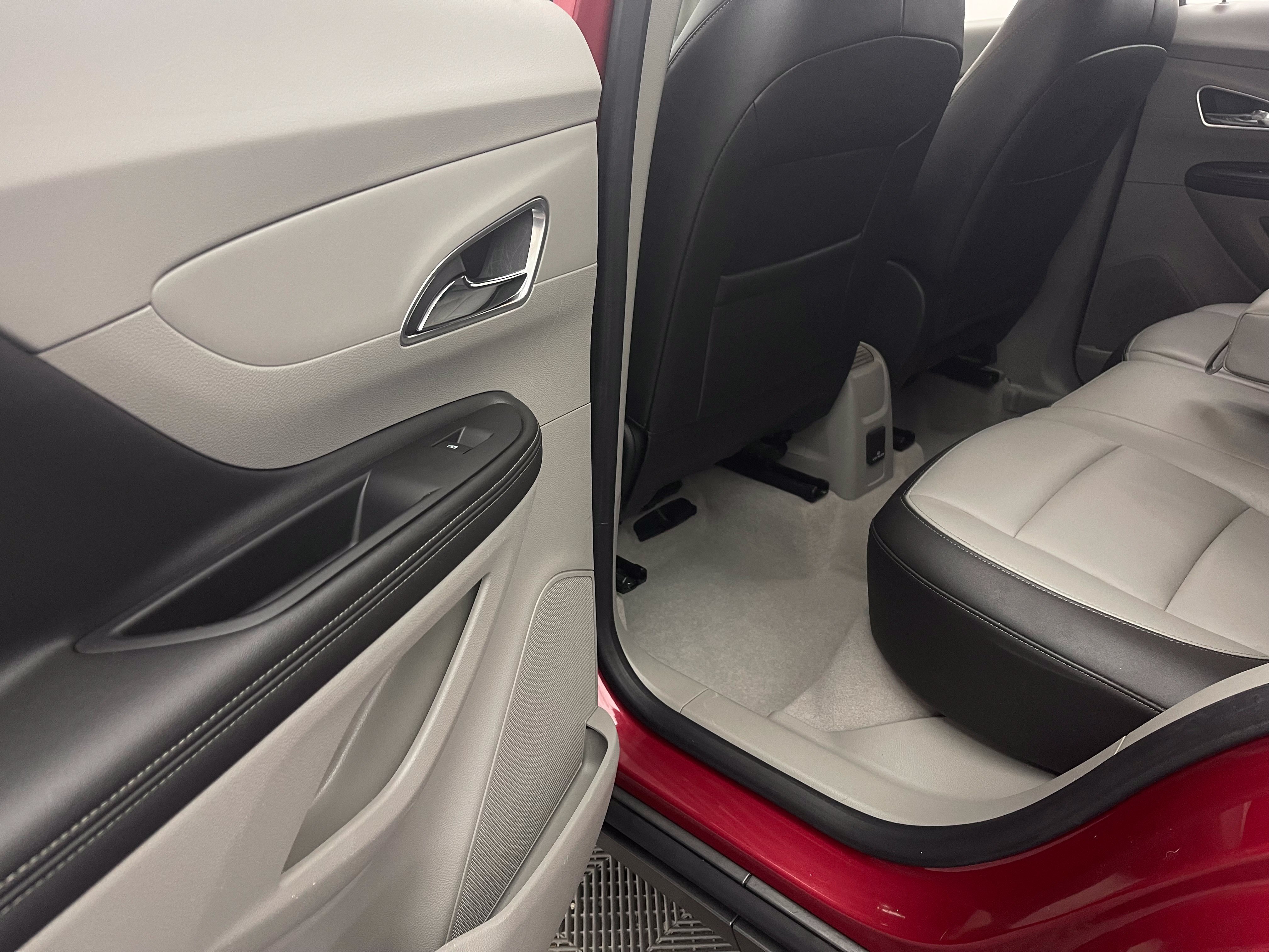 Used 2016 Buick Encore Leather FWD image 38