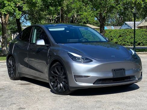 Used 2025 Tesla Model Y Performance AWD/4WD image 12