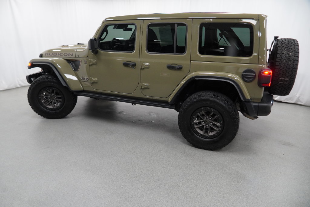 Certified 2025 Jeep Wrangler Unlimited Rubicon 392 AWD/4WD image 20