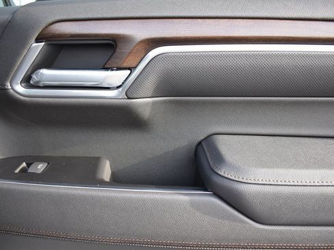 New 2026 Chevrolet Silverado 1500 High Country image 13