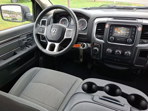 Used 2024 RAM 1500 Classic SLT image 14