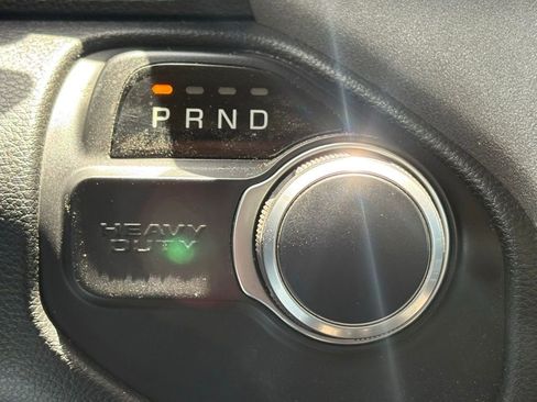 Used 2019 RAM 3500 Tradesman w/ Chrome Appearance Group AWD/4WD image 21