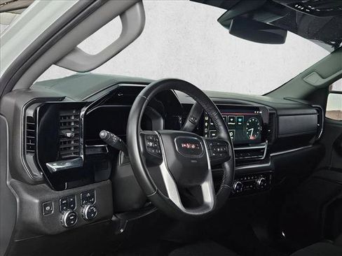 Used 2024 GMC Sierra 1500 SLE image 8