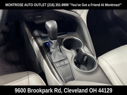 Used 2022 Toyota Camry SE w/ Convenience Package FWD image 23