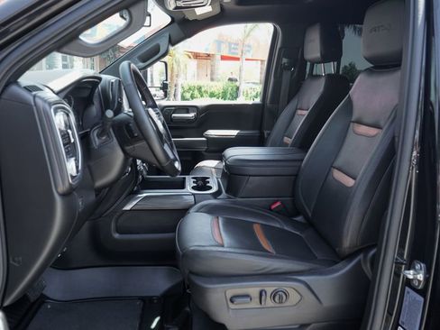 Used 2023 GMC Sierra 2500 AT4 AWD/4WD image 19