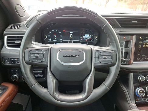 Certified 2023 GMC Yukon XL Denali Ultimate w/ LPO, Floor Liner Package image 16