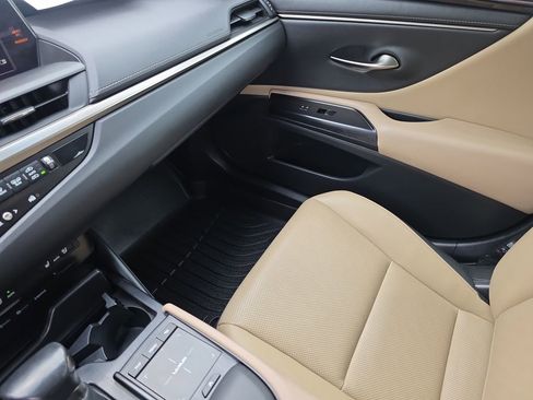 Used 2021 Lexus ES 350 w/ Premium Package FWD image 32