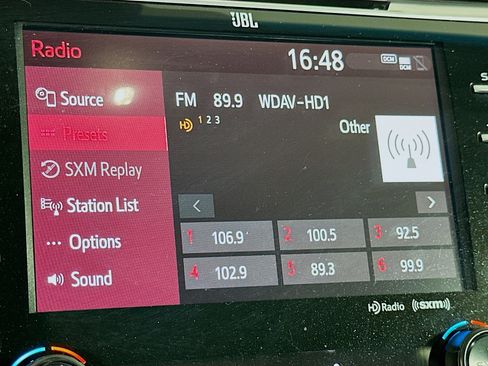 Used 2020 Toyota Camry XSE image 21