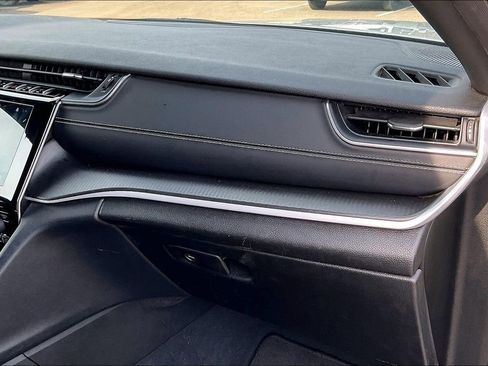 Used 2024 Jeep Grand Cherokee L Laredo image 15