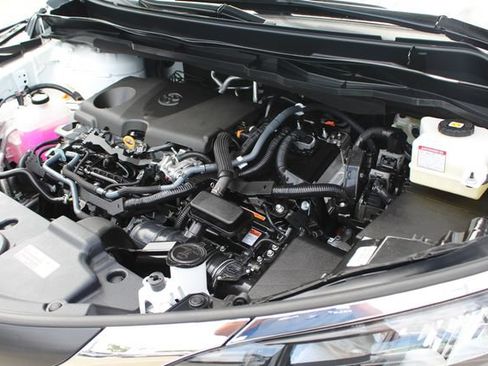 Certified 2026 Toyota Sienna LE FWD image 62