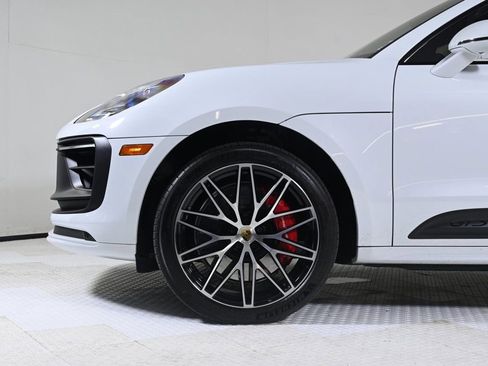 Certified 2022 Porsche Macan GTS image 30