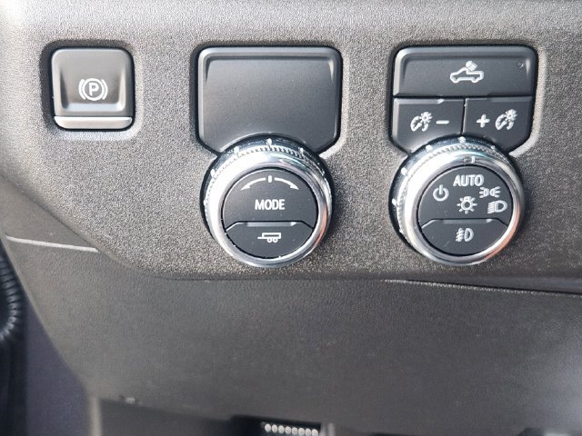Used 2023 GMC Sierra 1500 Elevation RWD image 20