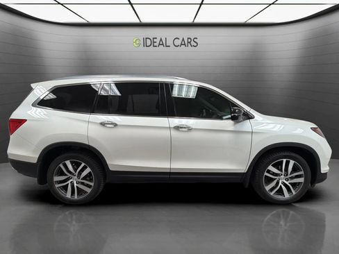 Used 2017 Honda Pilot Elite image 6