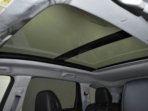 Used 2024 Acura MDX SH-AWD image 9