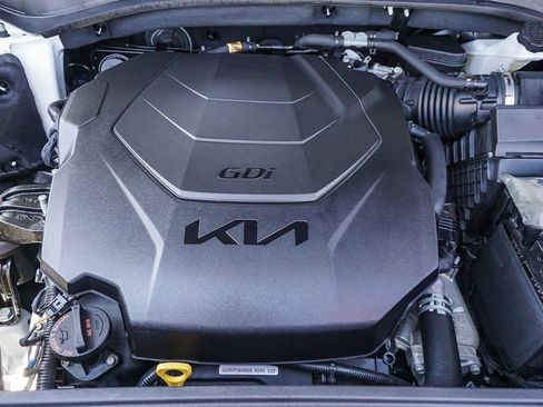 Certified 2024 Kia Telluride EX w/ EX Captain's Chair Package FWD image 26