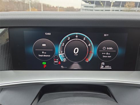 New 2026 Volkswagen Tiguan SE image 19