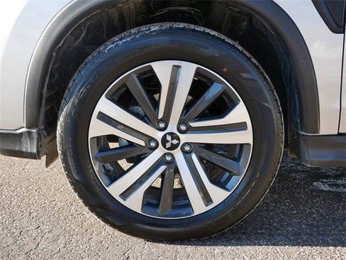 Used 2024 Mitsubishi Outlander Sport ES image 9