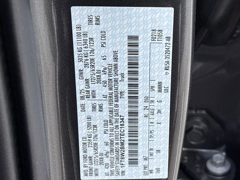 New 2026 Ford F250 Lariat w/ Black Appearance Package image 38