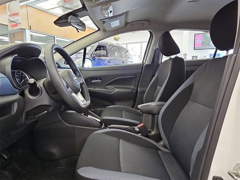 New 2025 Nissan Versa SV w/ Trunk Package image 10