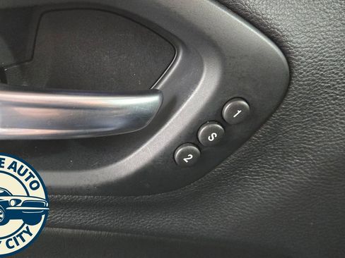 Used 2019 Jeep Cherokee Limited w/ Trailer Tow Group image 26