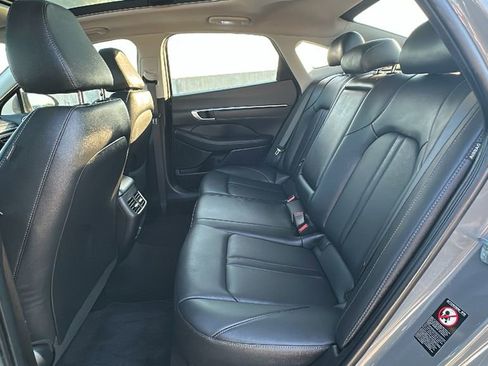 Used 2022 Hyundai Sonata Limited FWD image 33