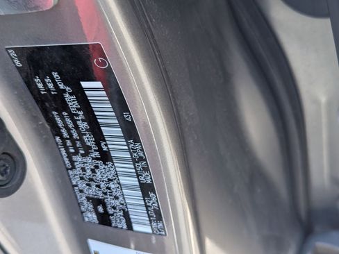 Used 2023 Lexus GX 460 Luxury w/ Sport Design Package image 11