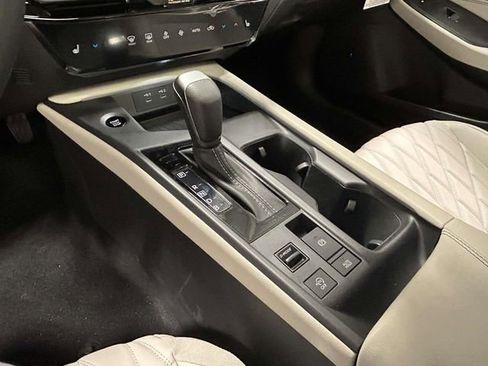 New 2026 Nissan Sentra SL FWD image 17