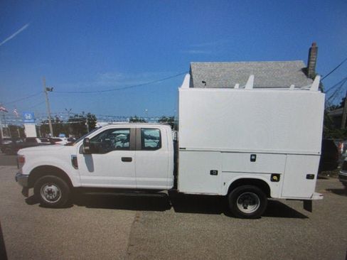 Used 2020 Ford F350 XL w/ Power Equipment Group AWD/4WD image 1
