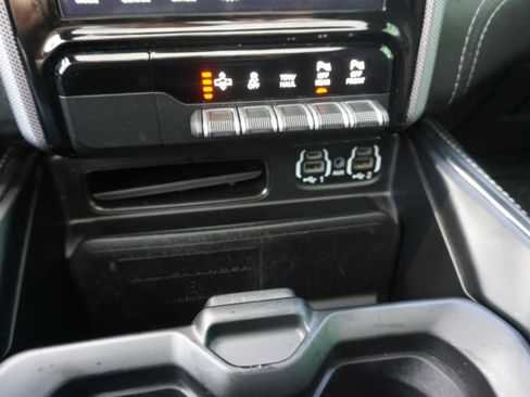 Used 2020 RAM 1500 Limited AWD/4WD image 27