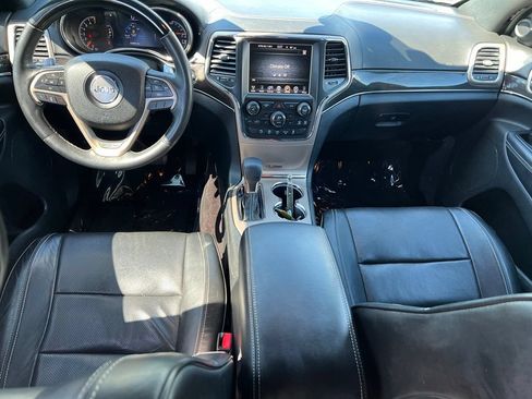 Used 2016 Jeep Grand Cherokee Overland AWD/4WD image 17